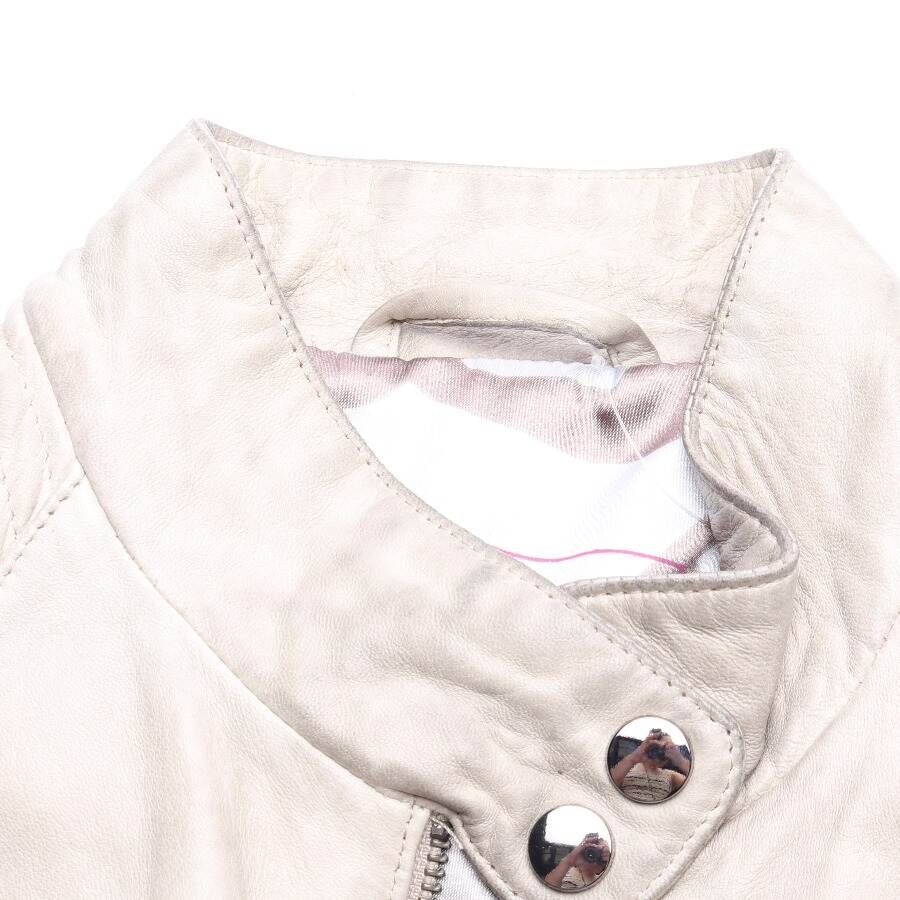 Image 3 of LeatherJacket 40 Beige in color White | Vite EnVogue