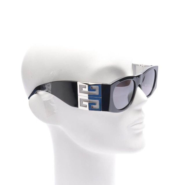 Image 1 of GV40028I Sunglasses Black | Vite EnVogue