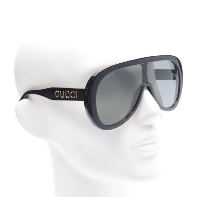 GG1370S Sunglasses Black | Vite EnVogue