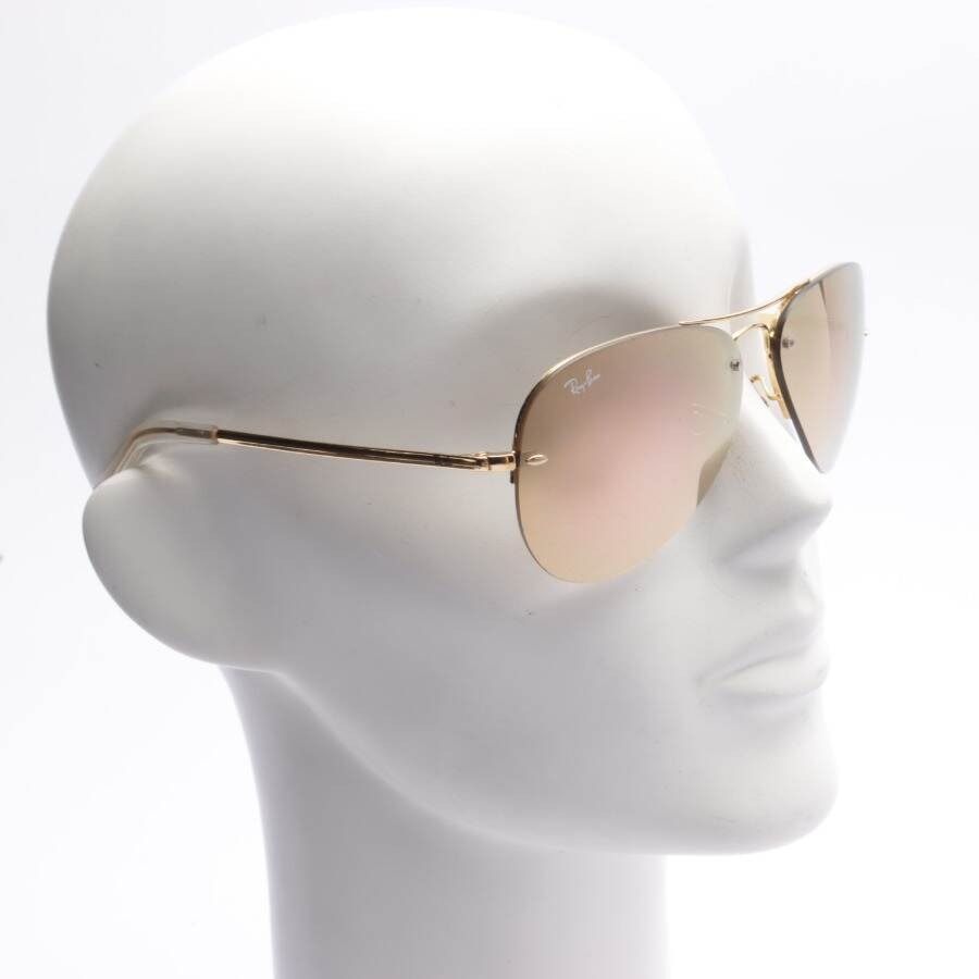 Image 2 of Aviator Sunglasses Gold in color Metallic | Vite EnVogue