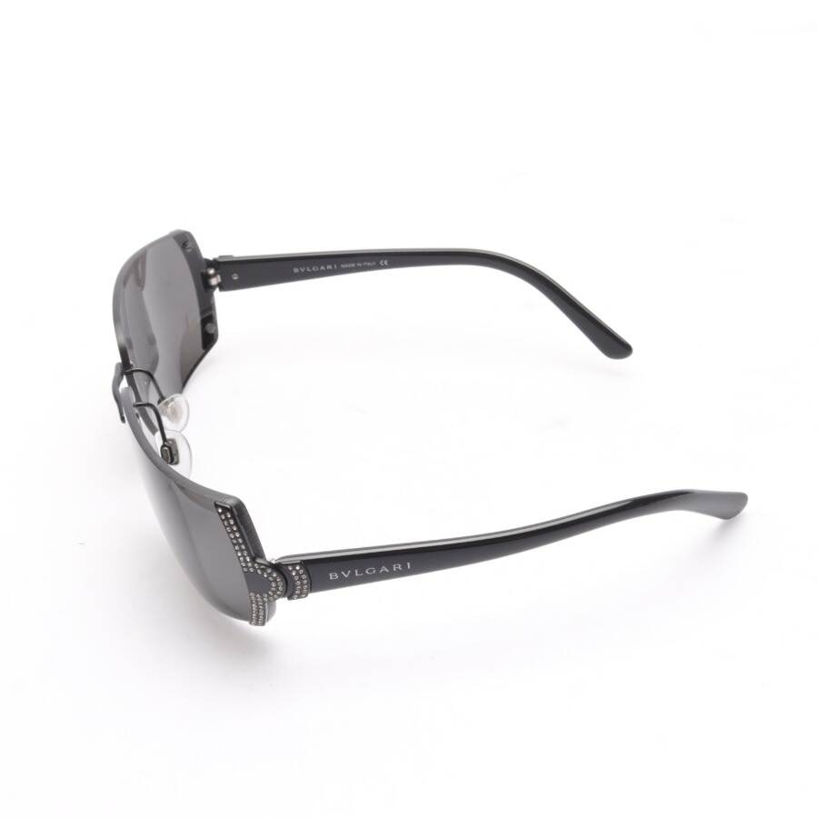 Image 3 of 649 Sunglasses Black in color Black | Vite EnVogue