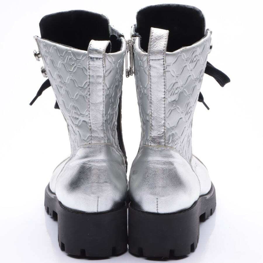 Image 3 of Ankle Boots EUR 39 Silver in color Metallic | Vite EnVogue