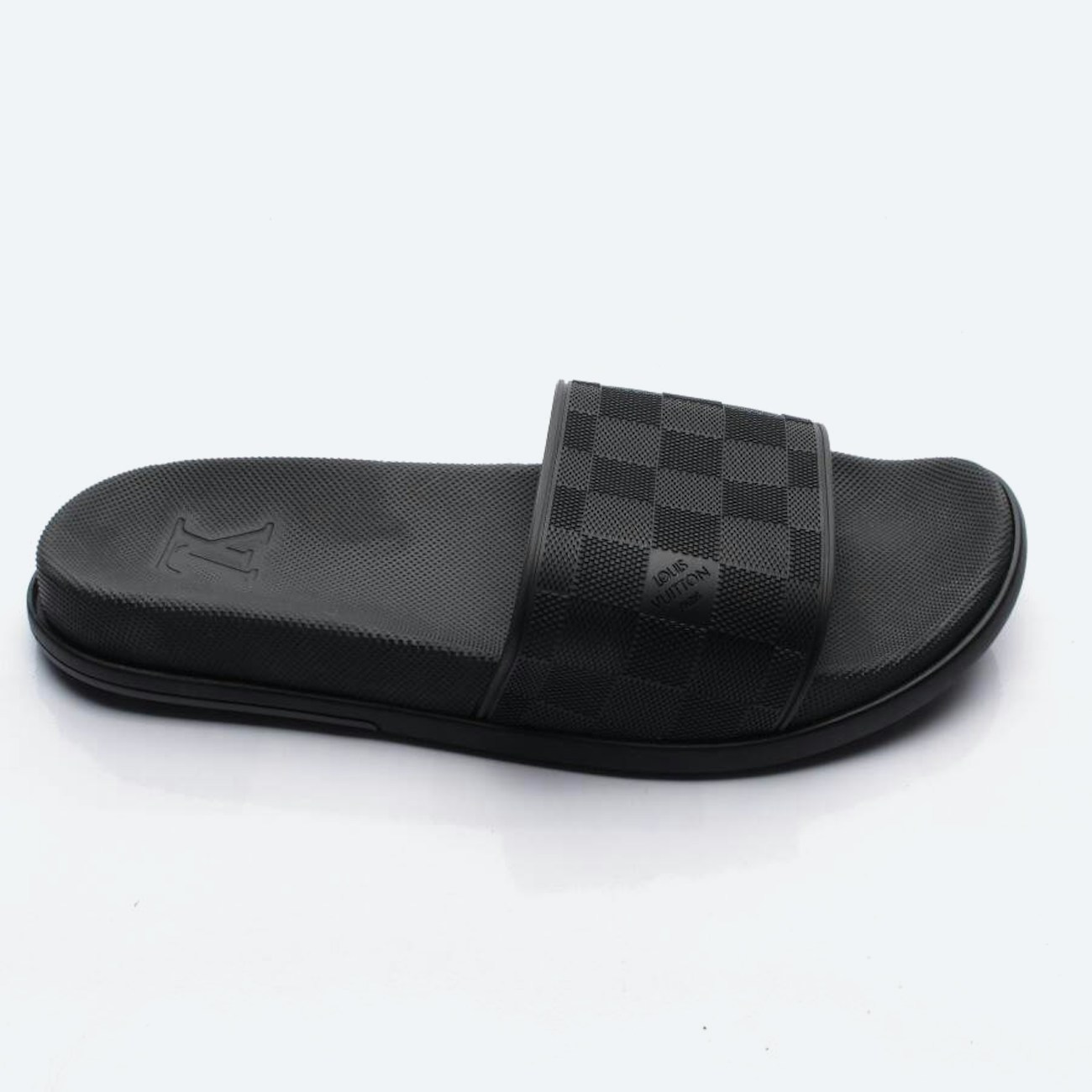 Image 1 of Slides EUR 43 Black in color Black | Vite EnVogue
