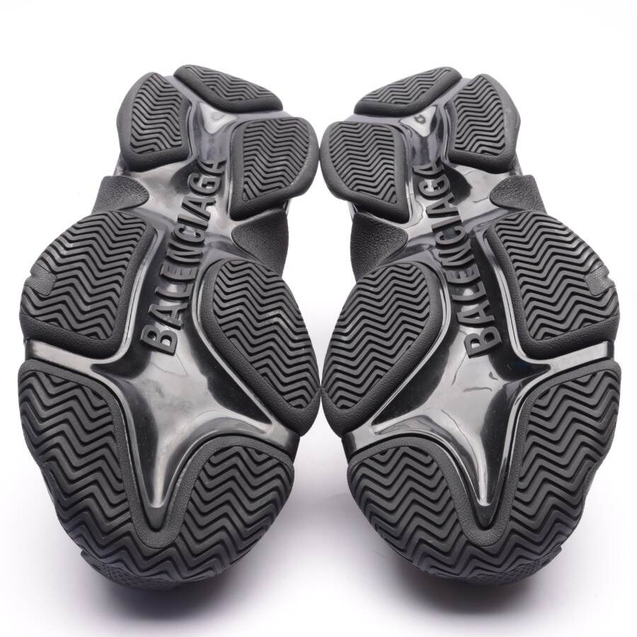 Image 4 of Triple S Sneakers EUR 39 Black in color Black | Vite EnVogue