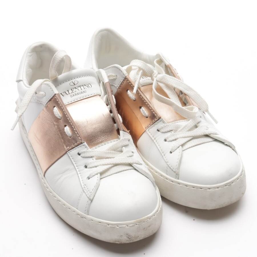 Image 1 of Rockstud Sneakers EUR 35 White in color White | Vite EnVogue