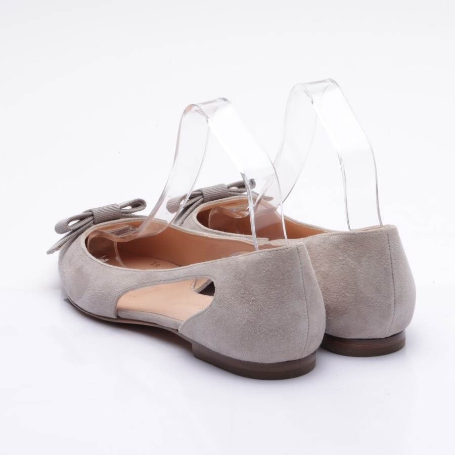 Image 2 of Ballet Flats EUR 39 Beige in color White | Vite EnVogue