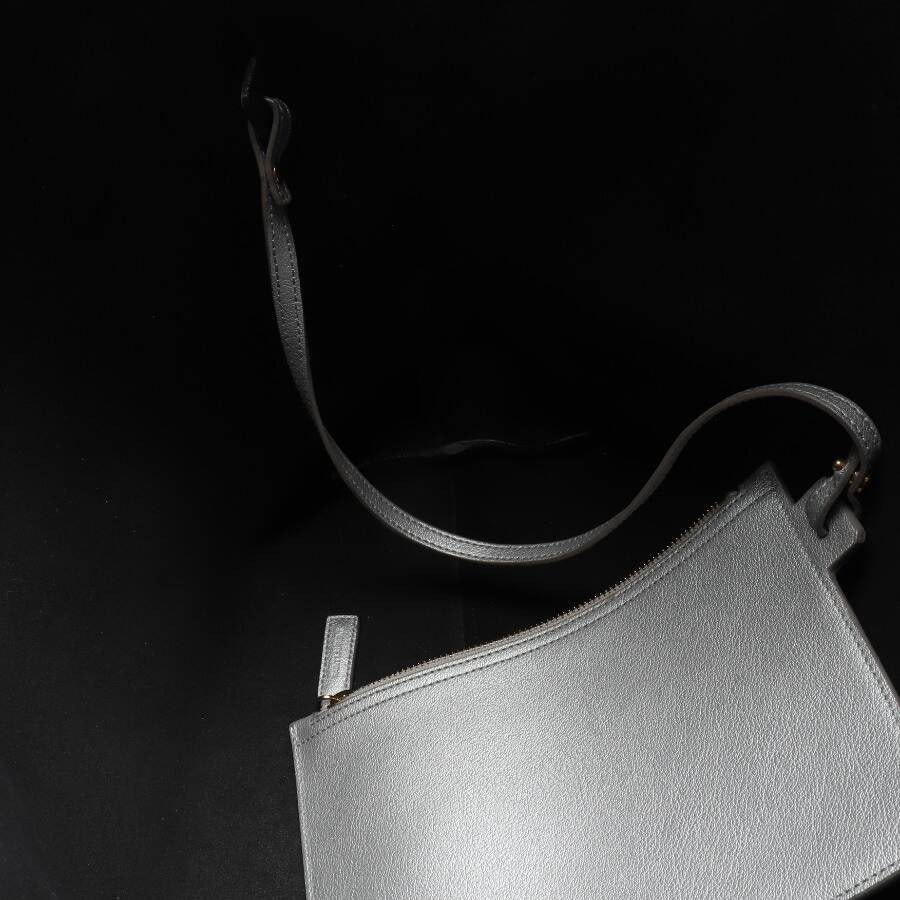 Image 4 of Tote Bag Shoulder Bag Silver in color Metallic | Vite EnVogue