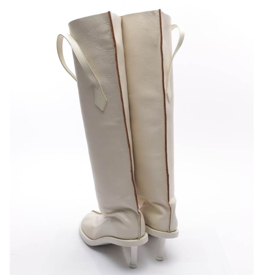 Image 2 of Boots EUR 40 Beige in color White | Vite EnVogue