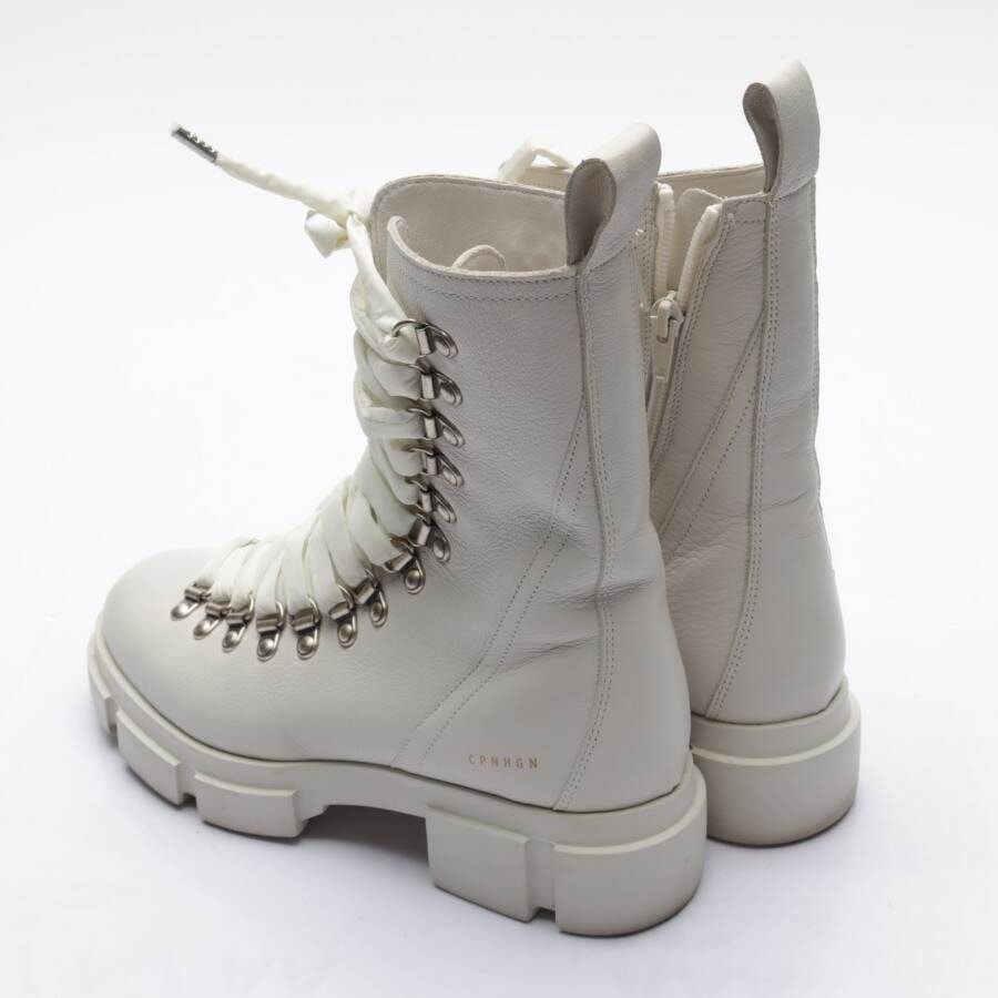 Image 2 of Biker Boots EUR38 Beige in color White | Vite EnVogue