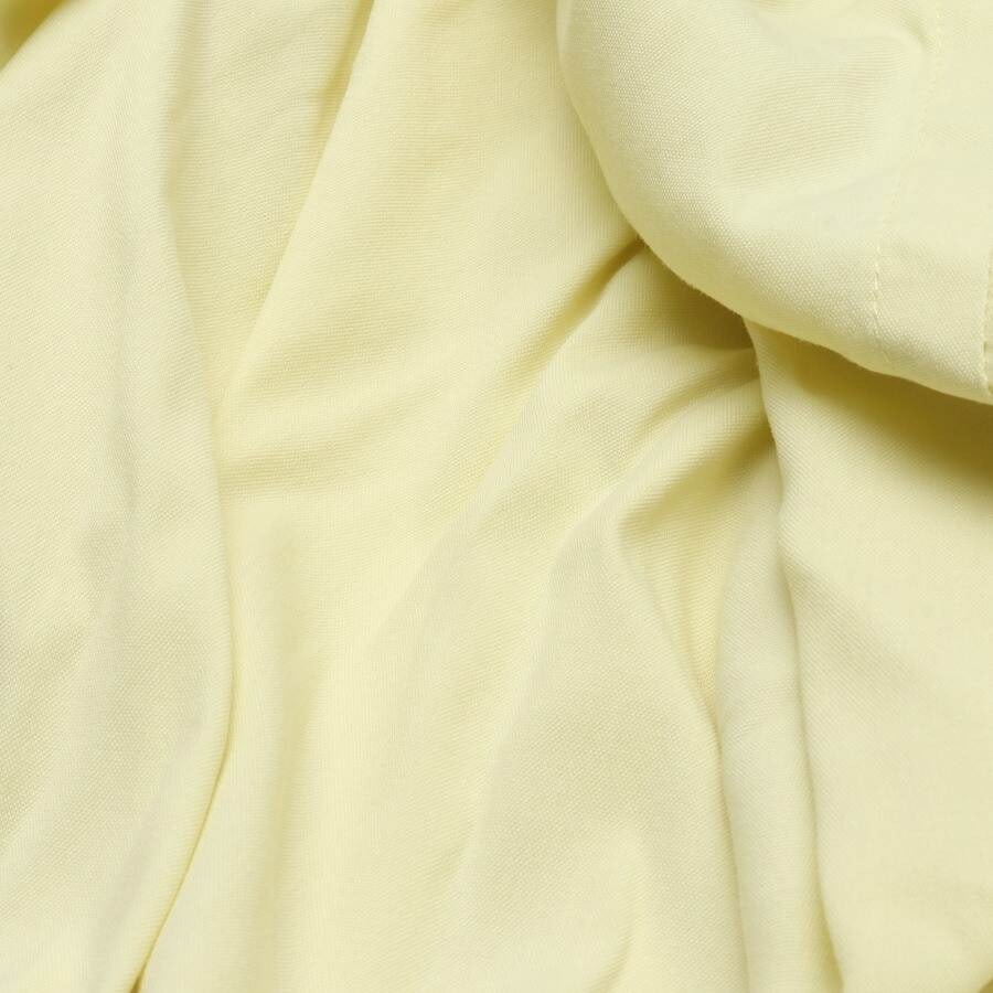 Image 3 of Business Shirt 43 Pastel Yellow in color Yellow | Vite EnVogue