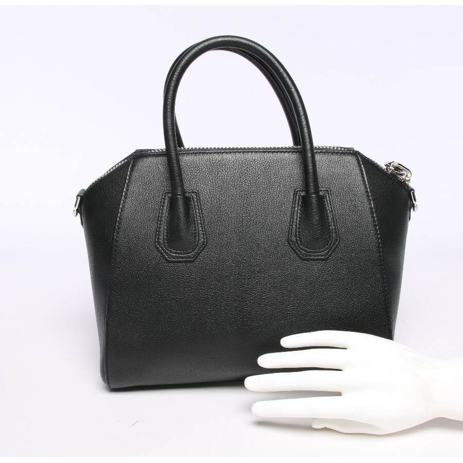 Image 2 of Antigona Medium Handbag Black in color Black | Vite EnVogue