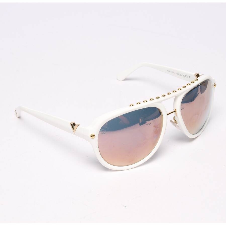 Image 1 of Z2358W Sunglasses White in color White | Vite EnVogue