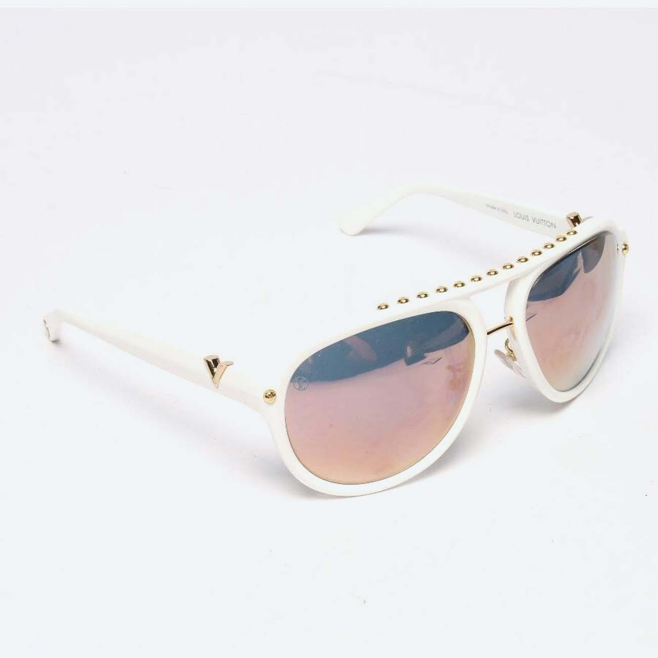 Image 1 of Z2358W Sunglasses White in color White | Vite EnVogue