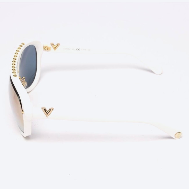 Image 2 of Z2358W Sunglasses White in color White | Vite EnVogue