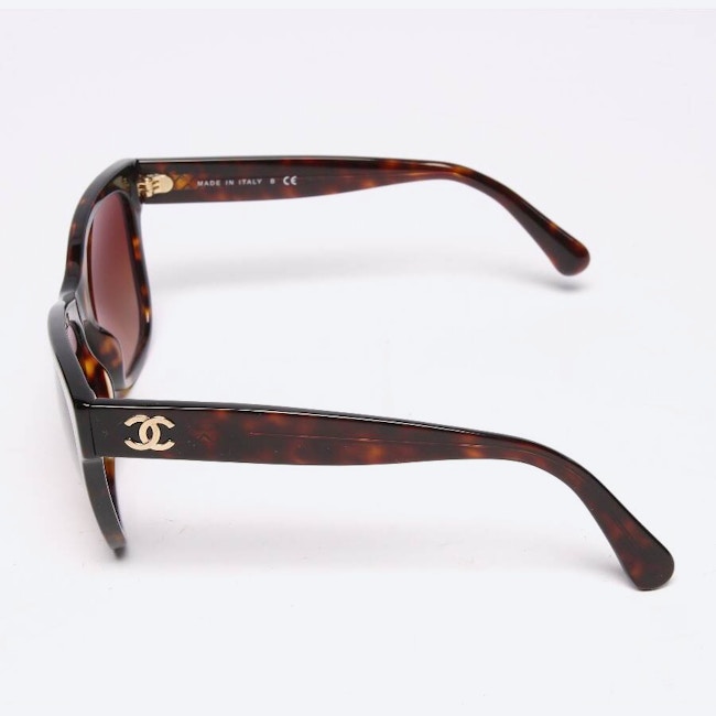 Image 2 of 5380 Sunglasses Brown in color Brown | Vite EnVogue