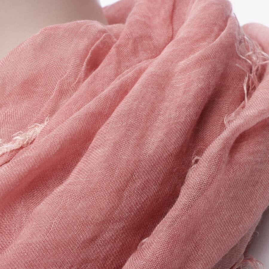 Image 2 of Shawl Light Pink in color Pink | Vite EnVogue