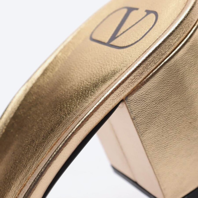 Image 4 of One Stud Heeled Sandals EUR 40 Gold in color Metallic | Vite EnVogue