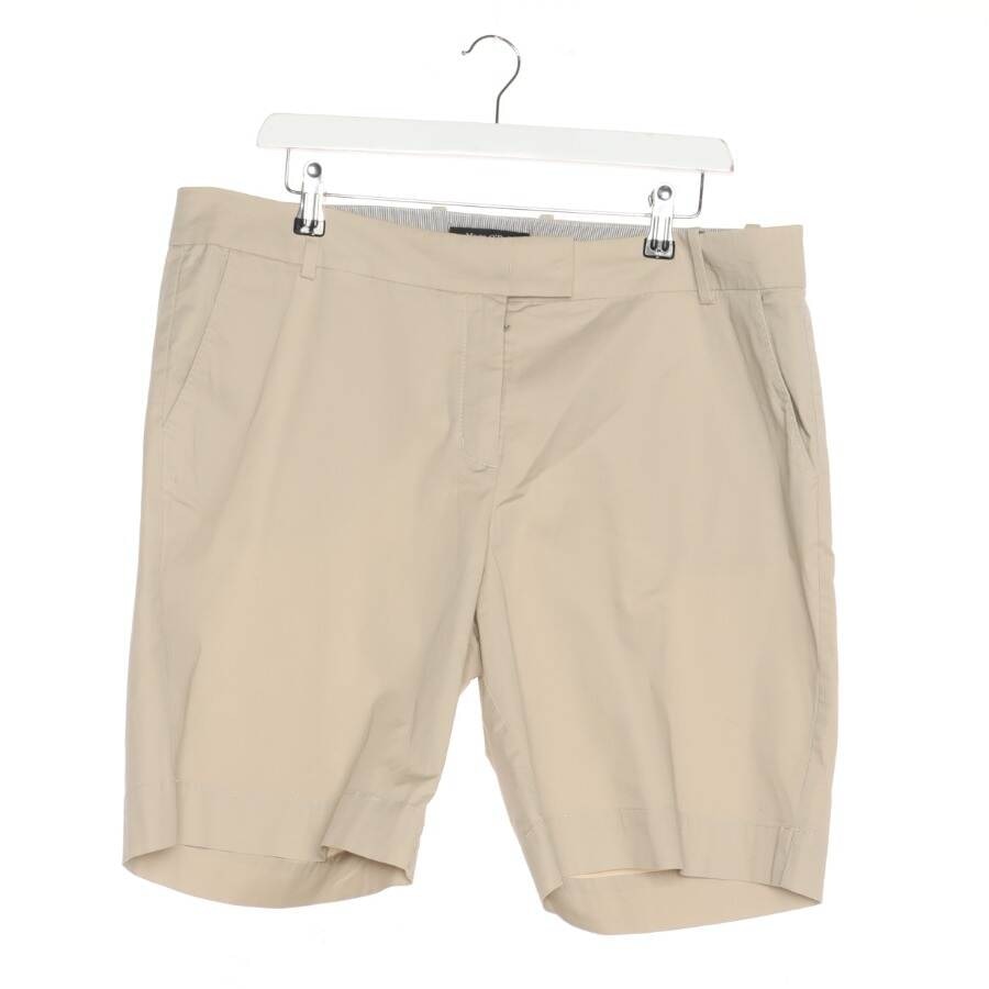 Image 1 of Shorts 44 Beige in color White | Vite EnVogue