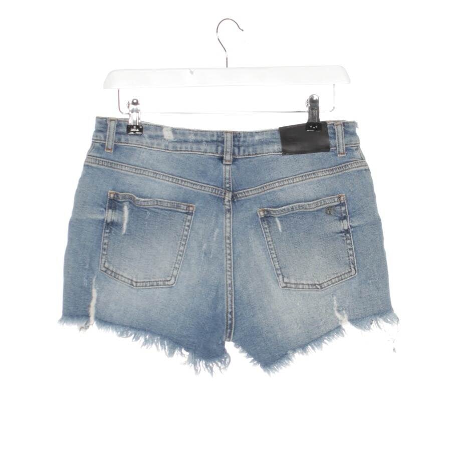 Image 2 of Shorts W27 Light Blue in color Blue | Vite EnVogue