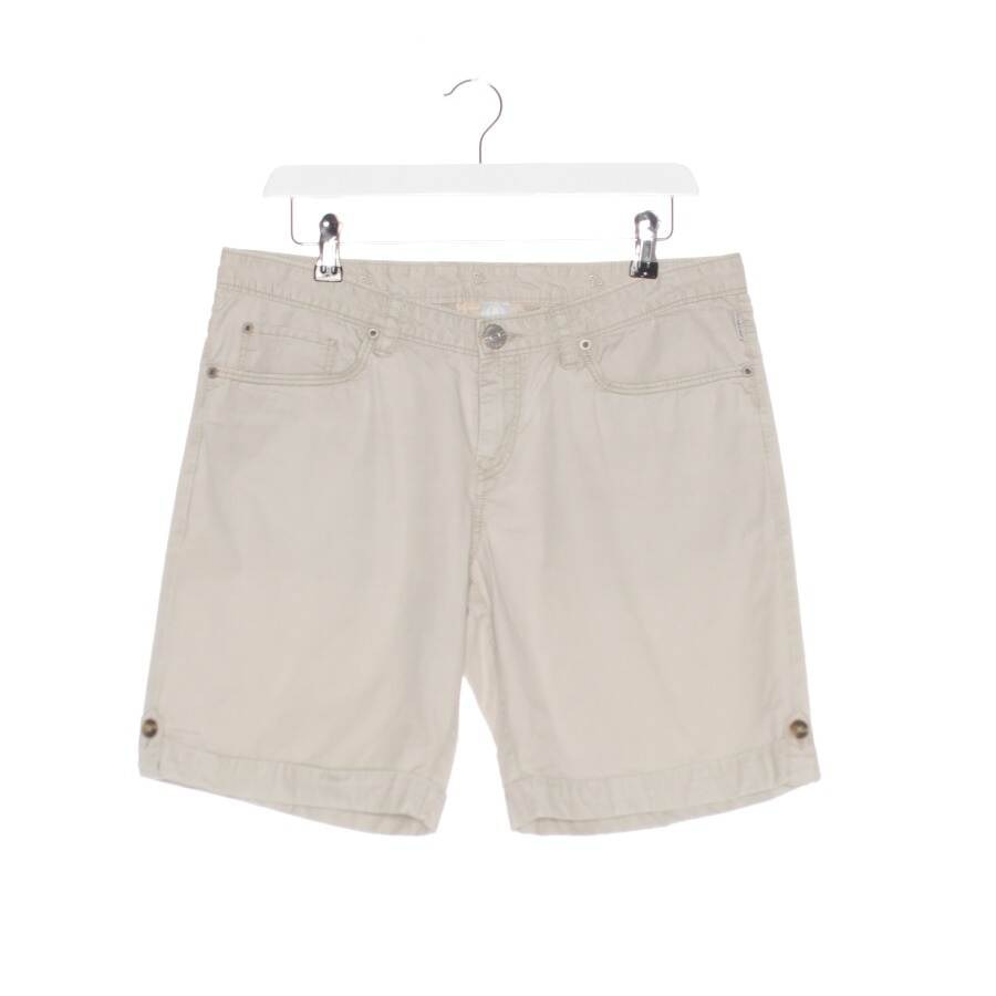 Image 1 of Shorts 42 Beige in color White | Vite EnVogue