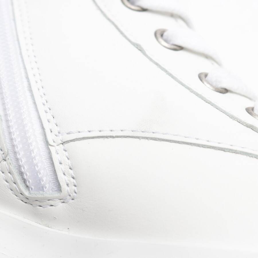 Image 4 of Boots EUR 36 White in color White | Vite EnVogue