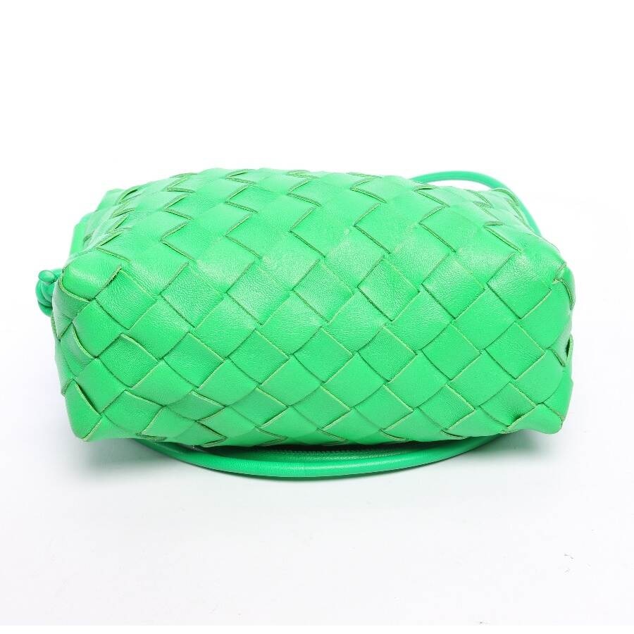 Image 3 of Loop Camera Small Cross Body Bag Green in color Green | Vite EnVogue