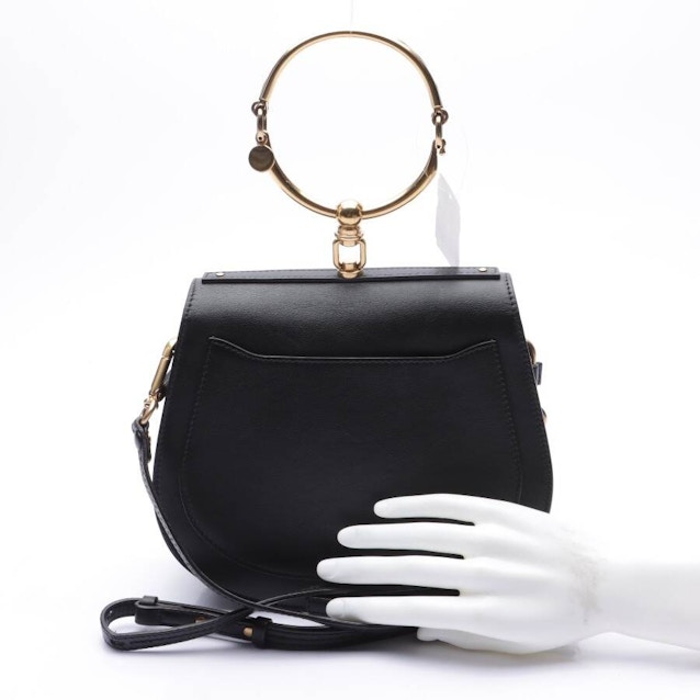Nile Medium Handbag Black | Vite EnVogue