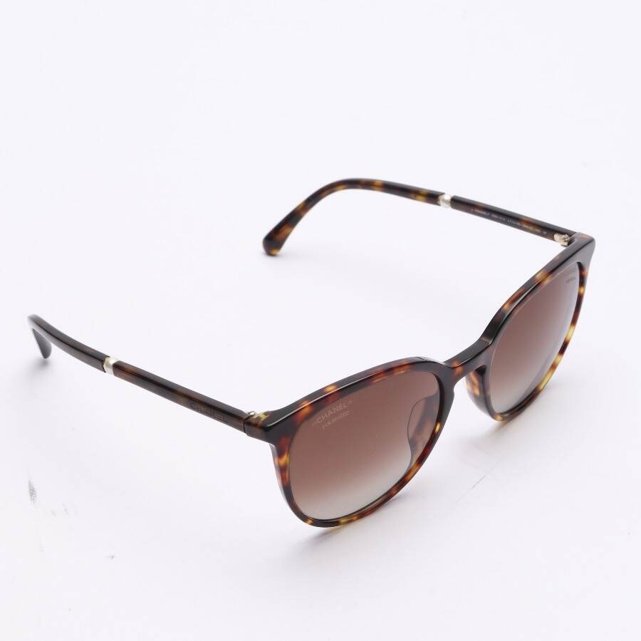 Image 1 of 5394 Sunglasses Brown in color Brown | Vite EnVogue