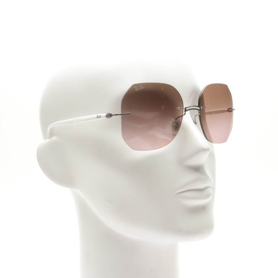 Image 2 of RB 8067 Sunglasses White in color White | Vite EnVogue