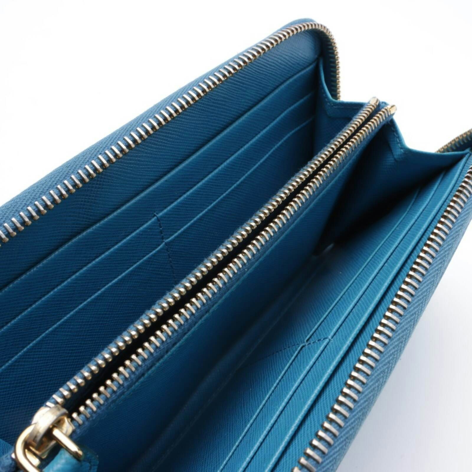 Image 2 of Wallet Blue in color Blue | Vite EnVogue