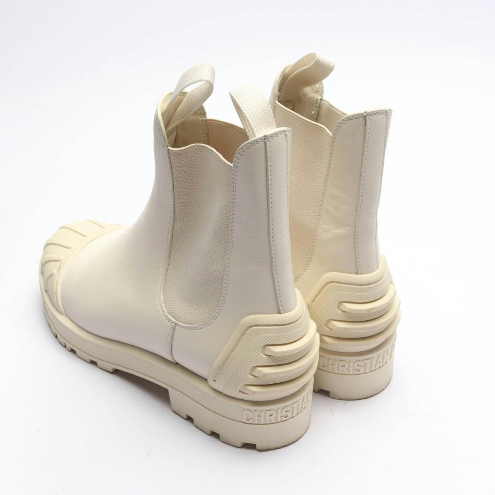 Image 2 of Chelsea Boots EUR 41 Beige in color White | Vite EnVogue