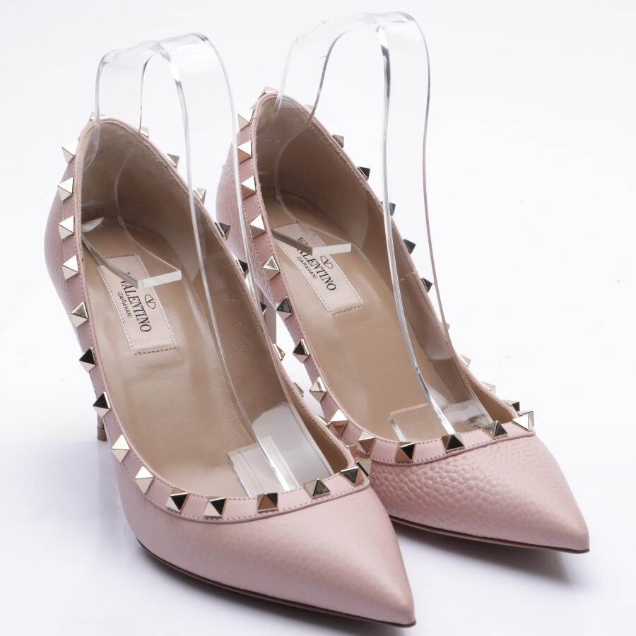 Image 1 of Rockstud Pumps EUR 37.5 Light Pink in color Pink | Vite EnVogue