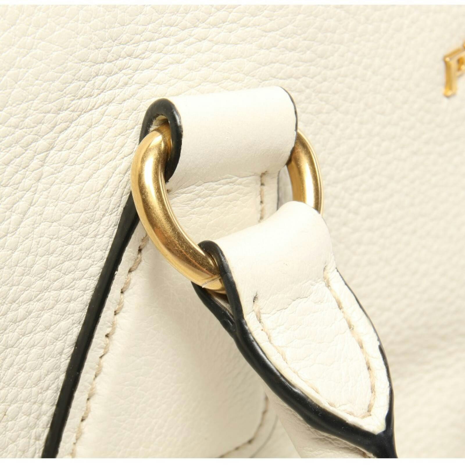 Image 7 of Handbag White in color White | Vite EnVogue