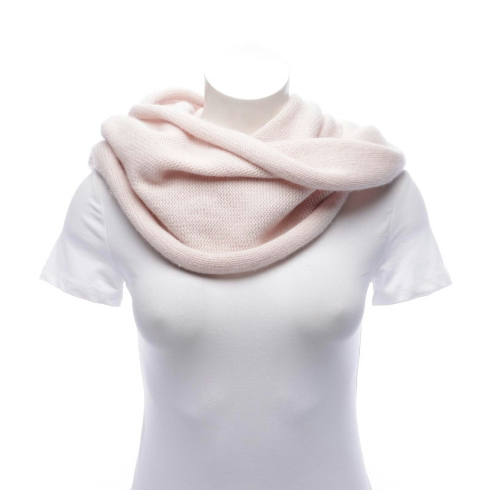 Image 1 of Scarf Pink in color Pink | Vite EnVogue