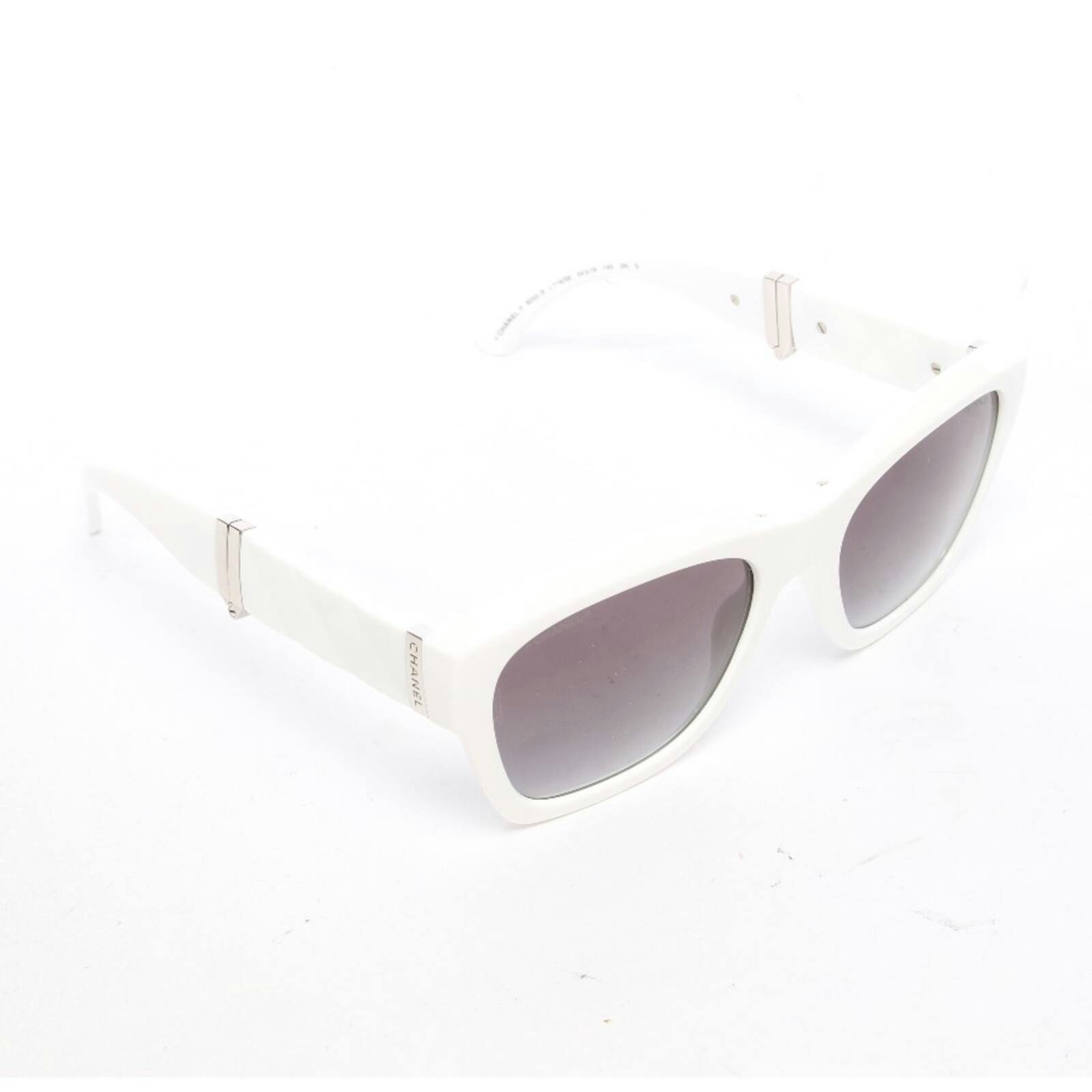 Image 1 of 6055-B Sunglasses White in color White | Vite EnVogue