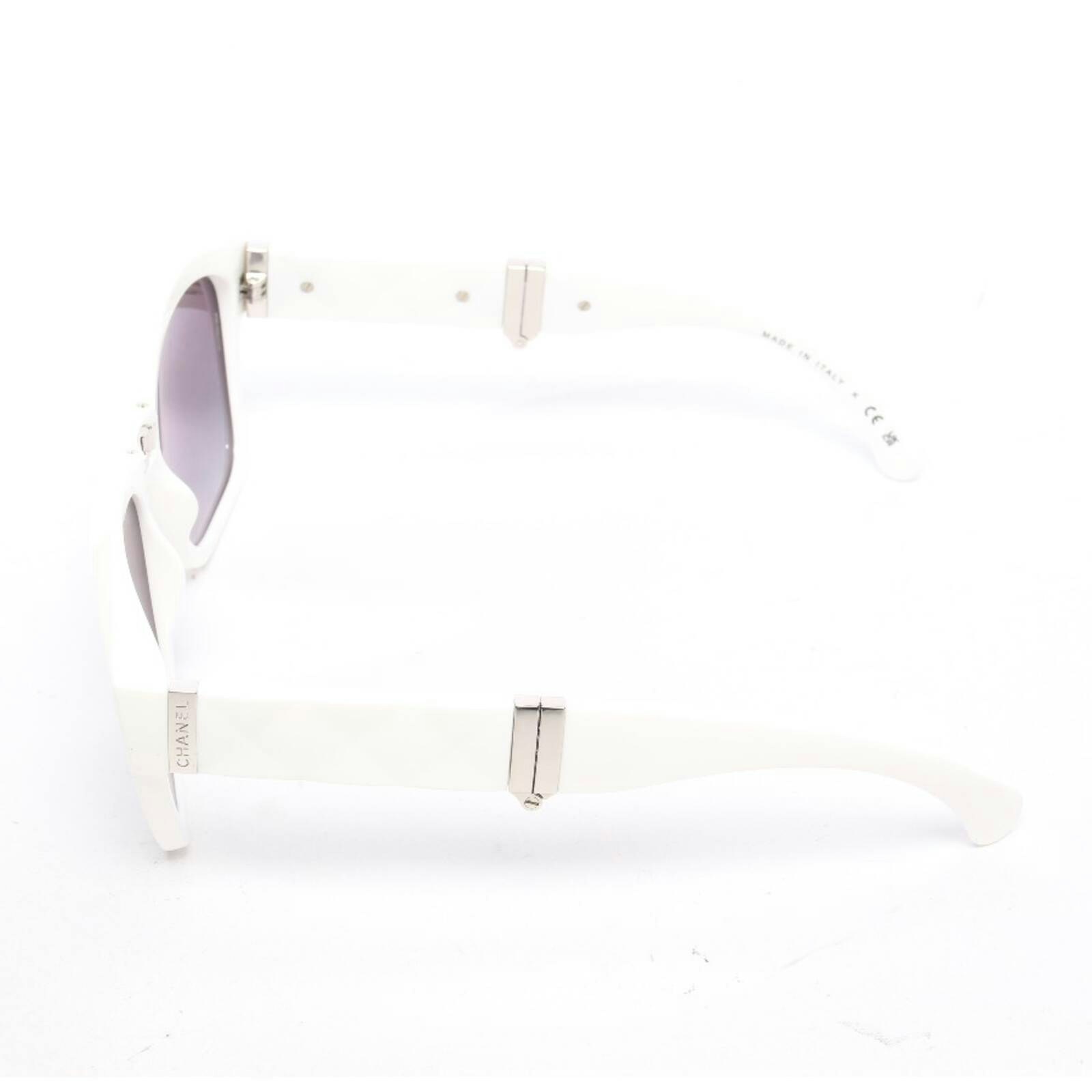 Image 2 of 6055-B Sunglasses White in color White | Vite EnVogue