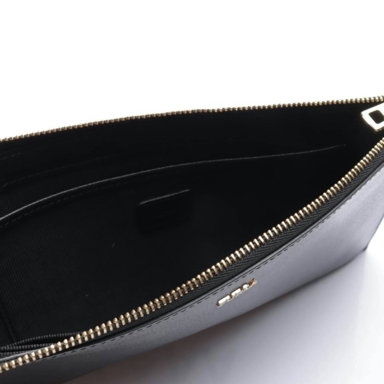 Image 3 of Pochette Black in color Black | Vite EnVogue