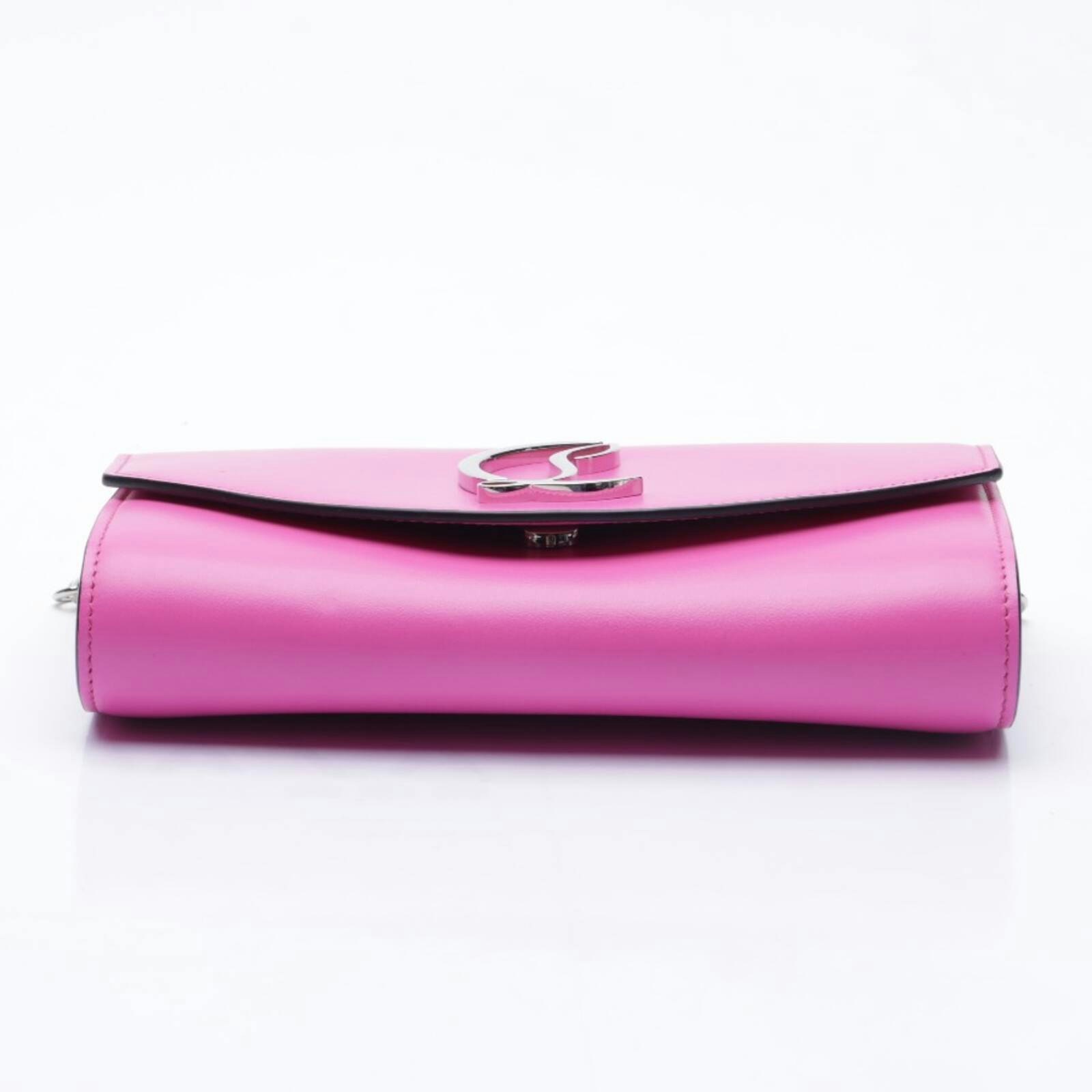 Image 4 of Wallet on Chain Pink in color Pink | Vite EnVogue