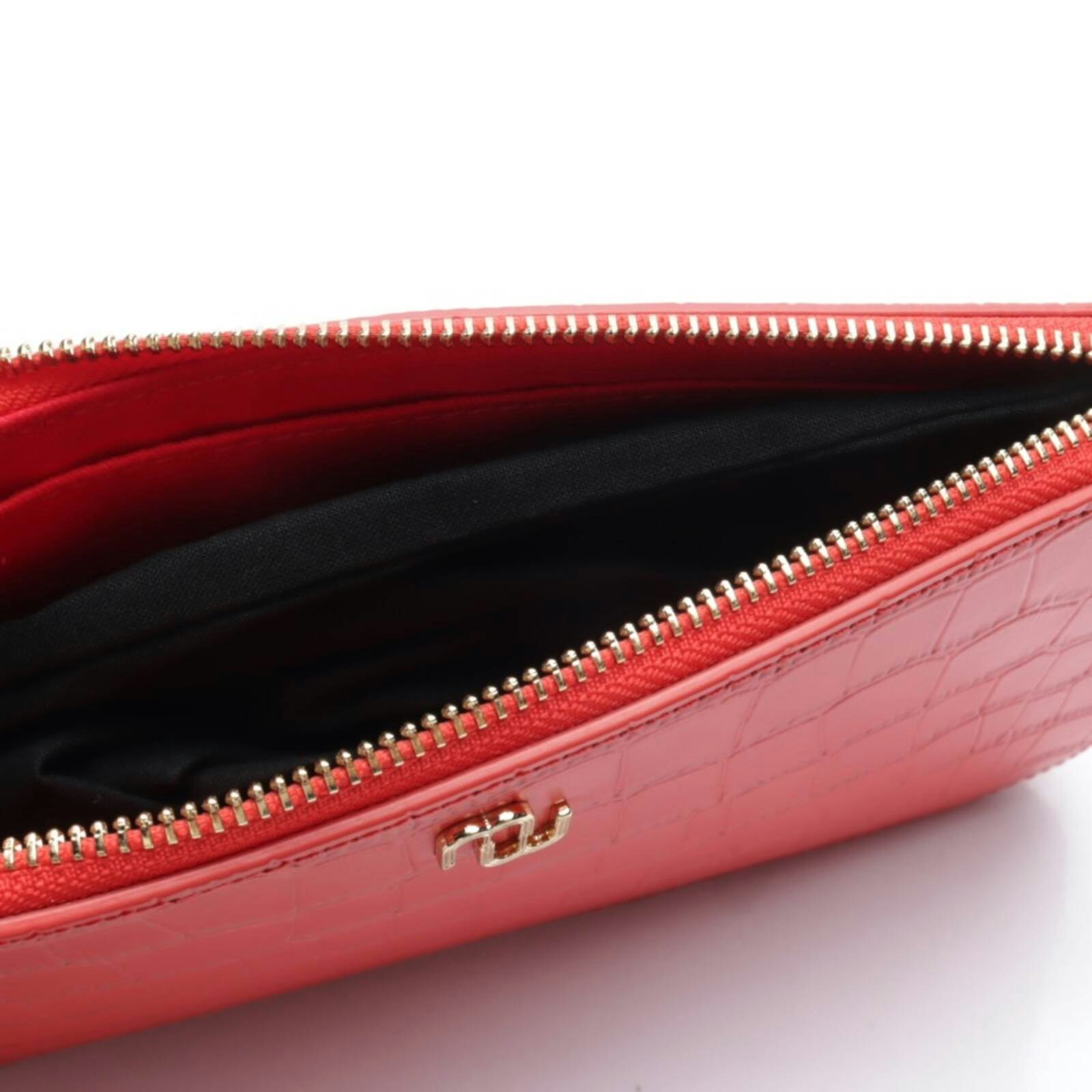 Image 3 of Shoulder Bag Red in color Red | Vite EnVogue