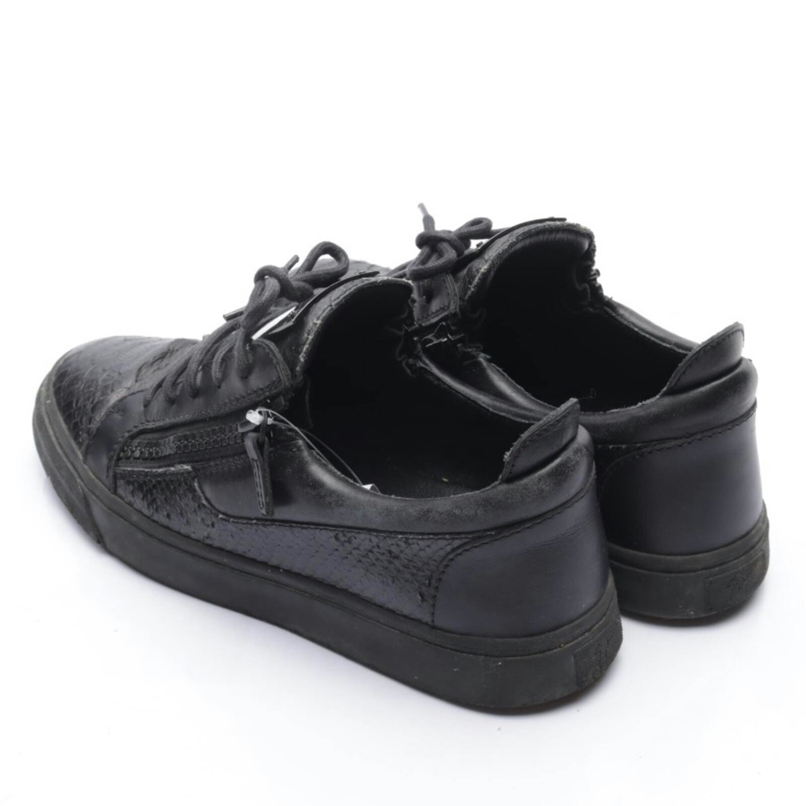 Bild 2 von Sneaker EUR 40 Schwarz in Farbe Schwarz | Vite EnVogue