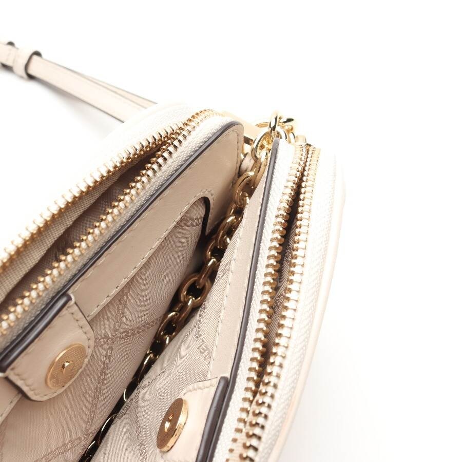 Image 3 of Evening Bag Beige in color White | Vite EnVogue