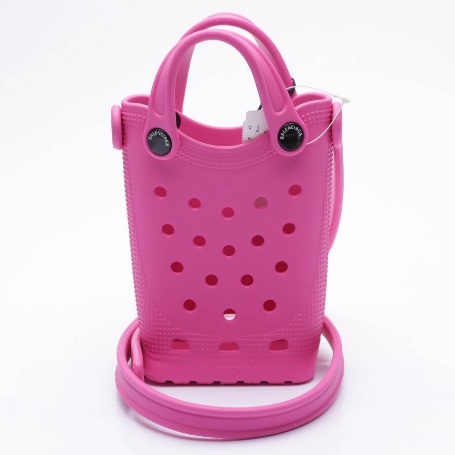 Image 1 of Crocs Phone Holder Shoulder Bag Pink in color Pink | Vite EnVogue