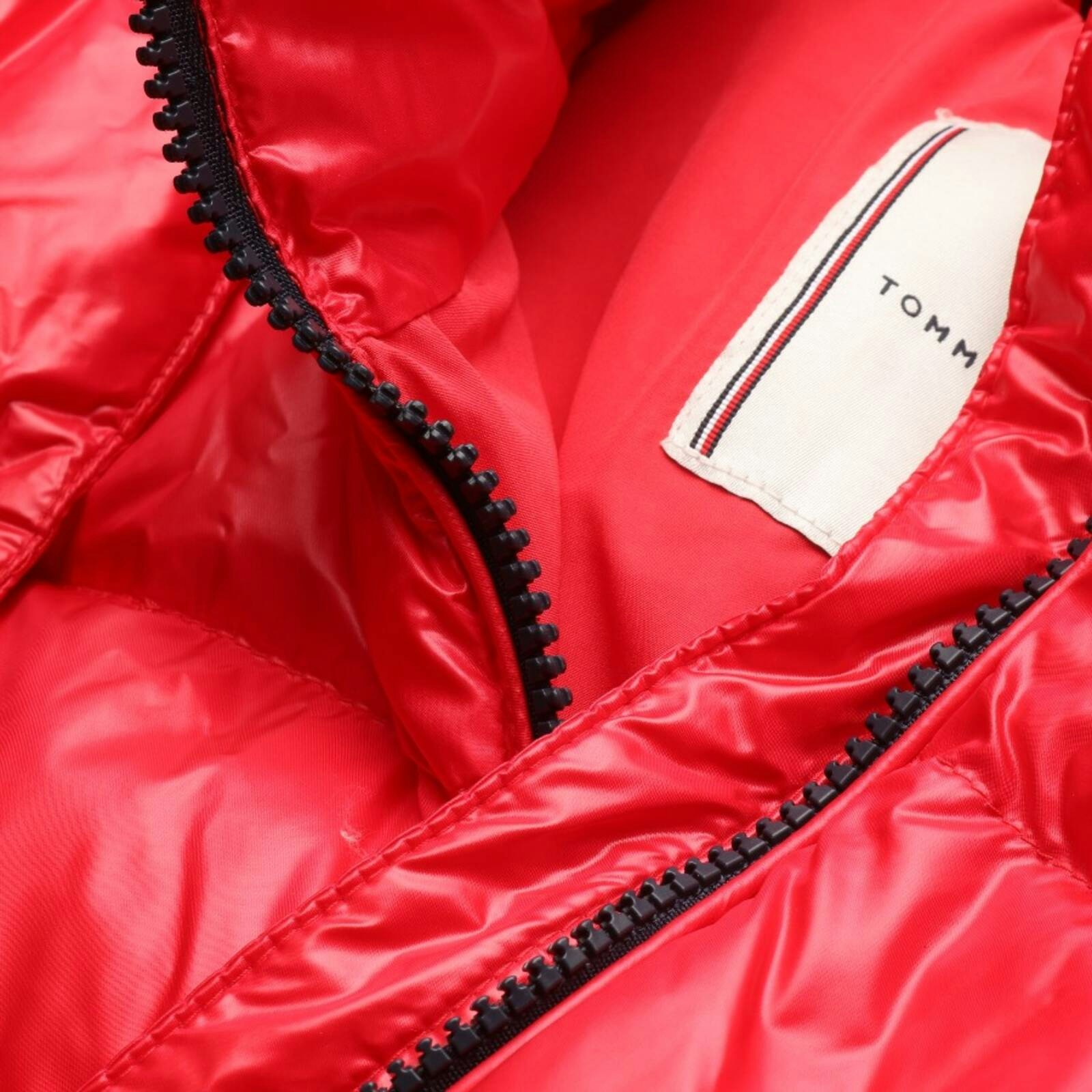 Image 3 of Winter Jacket 2XL Red in color Red | Vite EnVogue