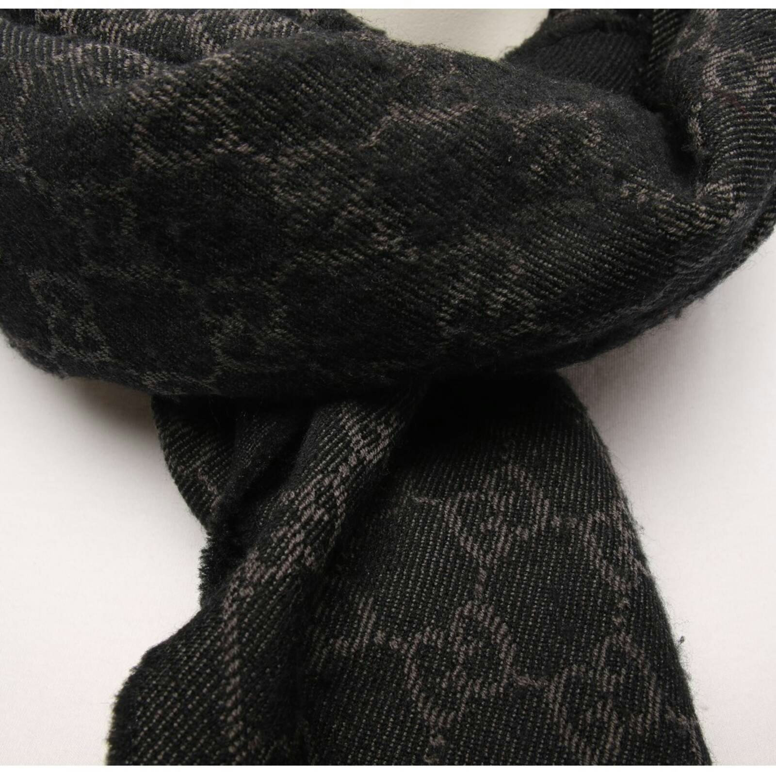 Image 2 of Scarf Black in color Black | Vite EnVogue