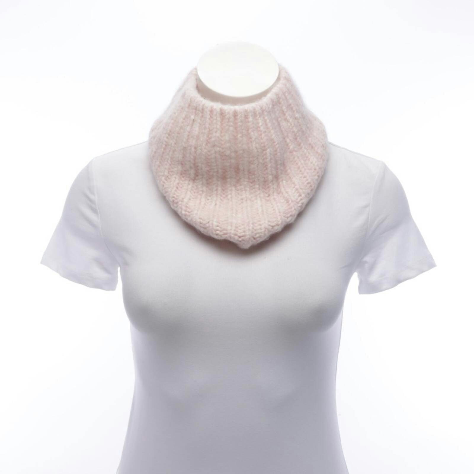 Image 1 of Scarf Light Pink in color Pink | Vite EnVogue