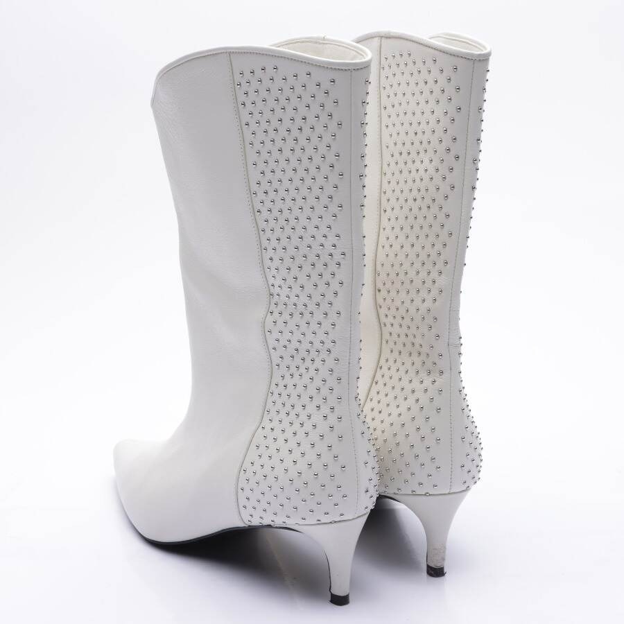 Image 2 of Ankle Boots EUR 39 Cream in color White | Vite EnVogue