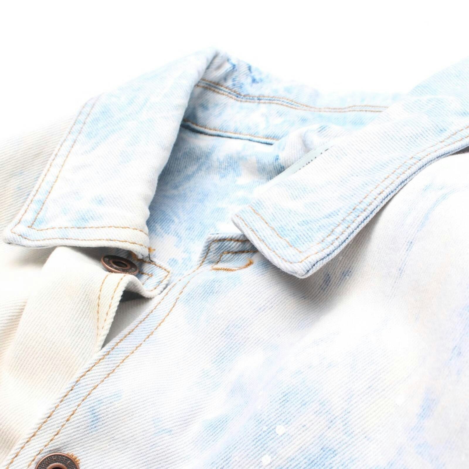 Image 3 of Denim Jacket L Blue in color Blue | Vite EnVogue