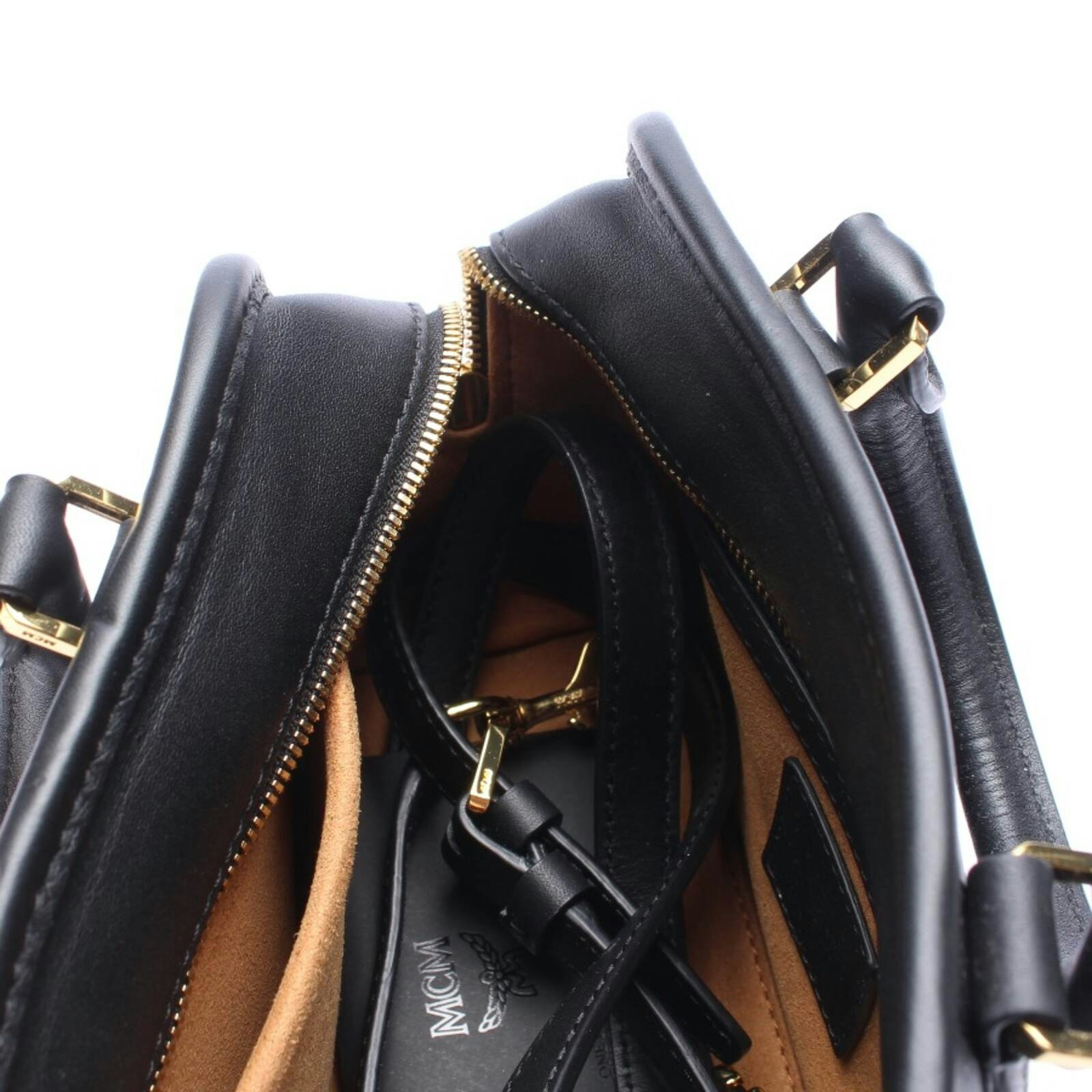 Image 4 of Handbag Black in color Black | Vite EnVogue