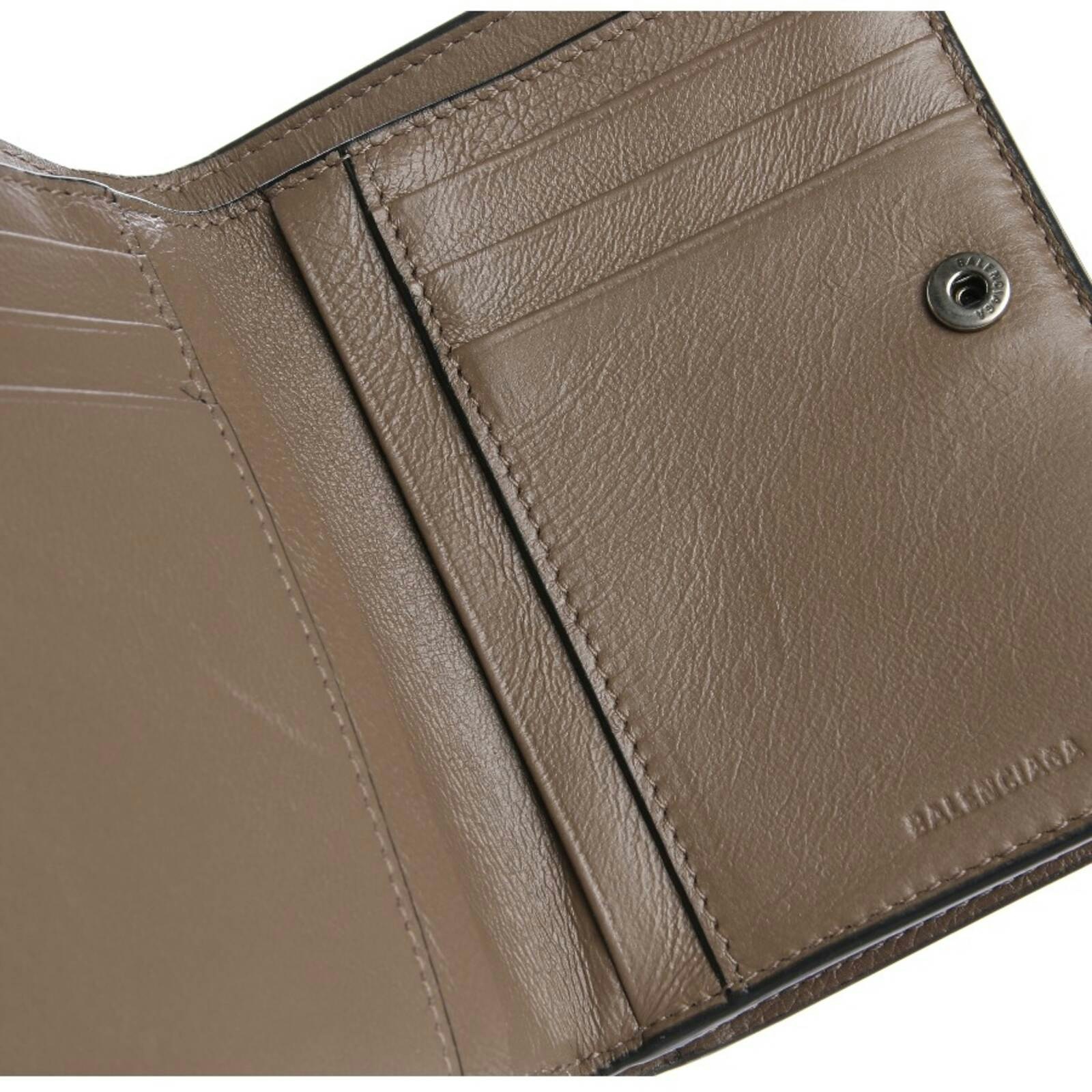 Image 2 of Wallet Brown in color Brown | Vite EnVogue