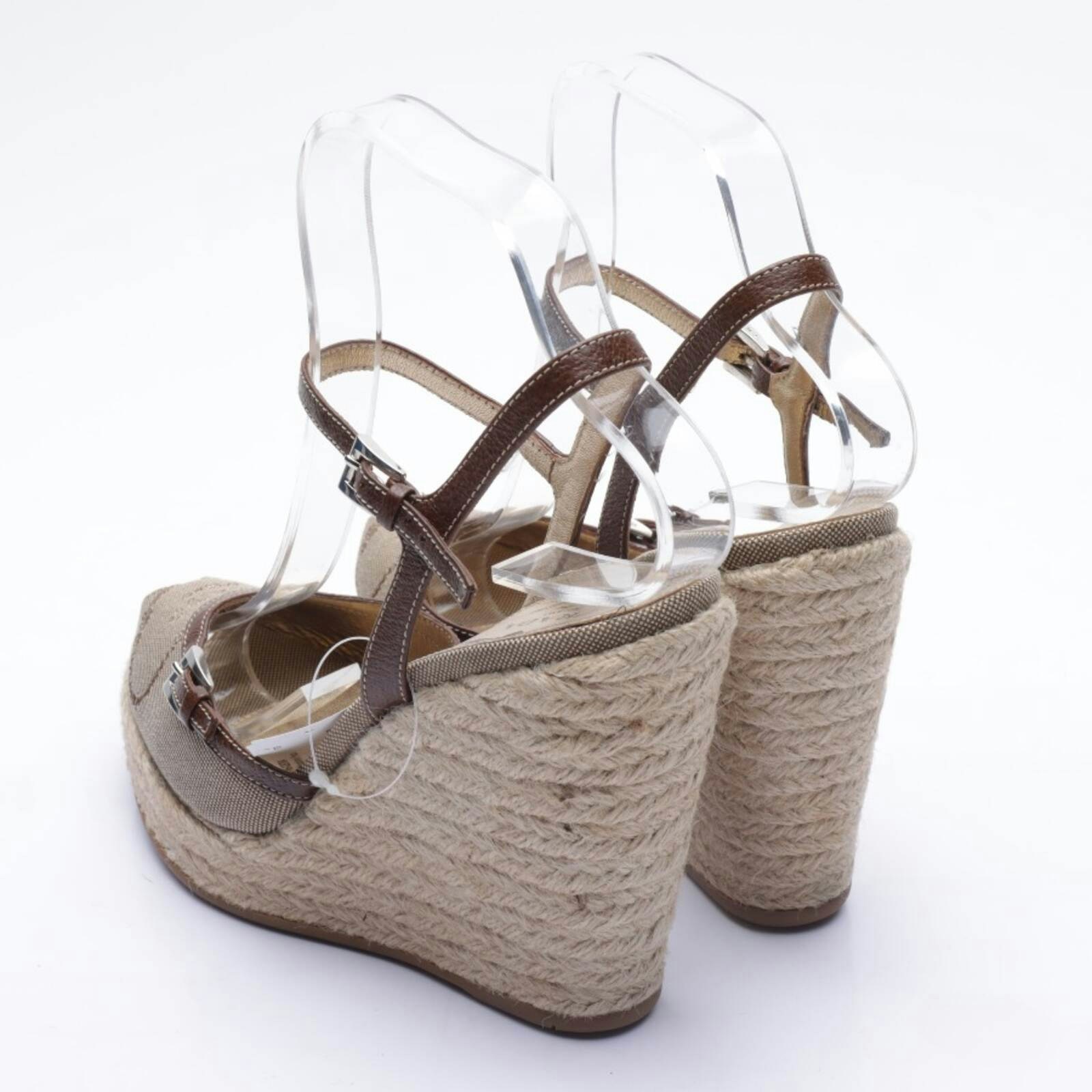 Image 2 of Wedges EUR 38.5 Beige in color White | Vite EnVogue